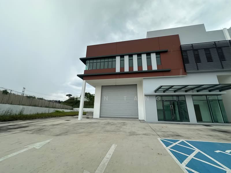 Kilang untuk Disewa di Taman Desa Cemerlang (Ulu Tiram) - Aiden Tang - Exterior - PropertyGuru.com.my