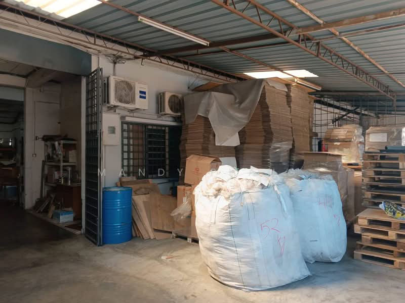 Kilang untuk Disewa di Kaw Perindustrian Pengkalan Lahat (Ipoh) - Mandy Phang - Interior - PropertyGuru.com.my