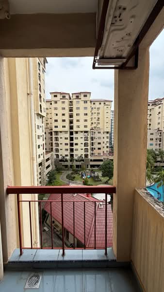 Kondominium untuk Dijual di Prisma Cheras - Ray Chong - Balcony - PropertyGuru.com.my
