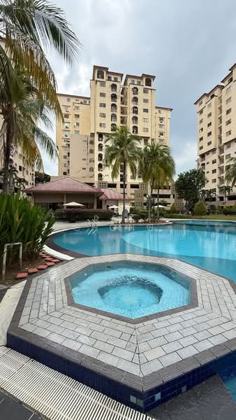 Kondominium untuk Dijual di Prisma Cheras - Ray Chong - Swimming Pool - PropertyGuru.com.my