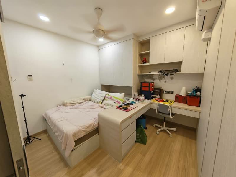 2-storey Terraced House for Rent in Bandar Seri Alam (Masai) - Luis Lim - Bedroom - PropertyGuru.com.my