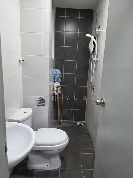 Service Residence for Rent at The Zizz @ Damansara North - Lee Yuqi - Bathroom - PropertyGuru.com.my