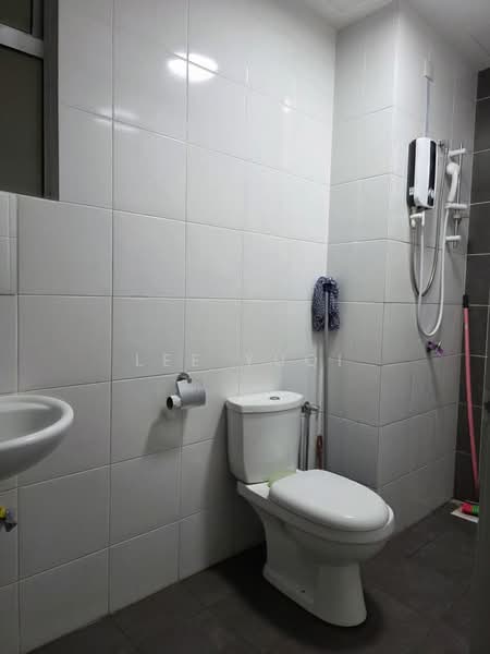 Service Residence for Rent at The Zizz @ Damansara North - Lee Yuqi - Bathroom - PropertyGuru.com.my