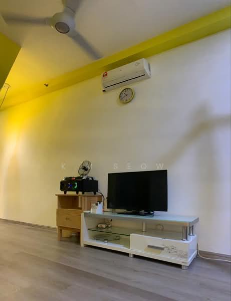 Service Residence for Sale at Centrestage Designer Suite - K.M Seow - PropertyGuru.com.my
