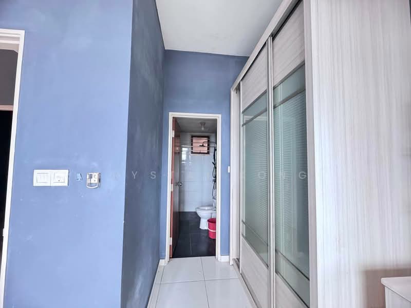 Service Residence for Sale at Sky Gardens Residences - Crystal Kong - Corridor - PropertyGuru.com.my