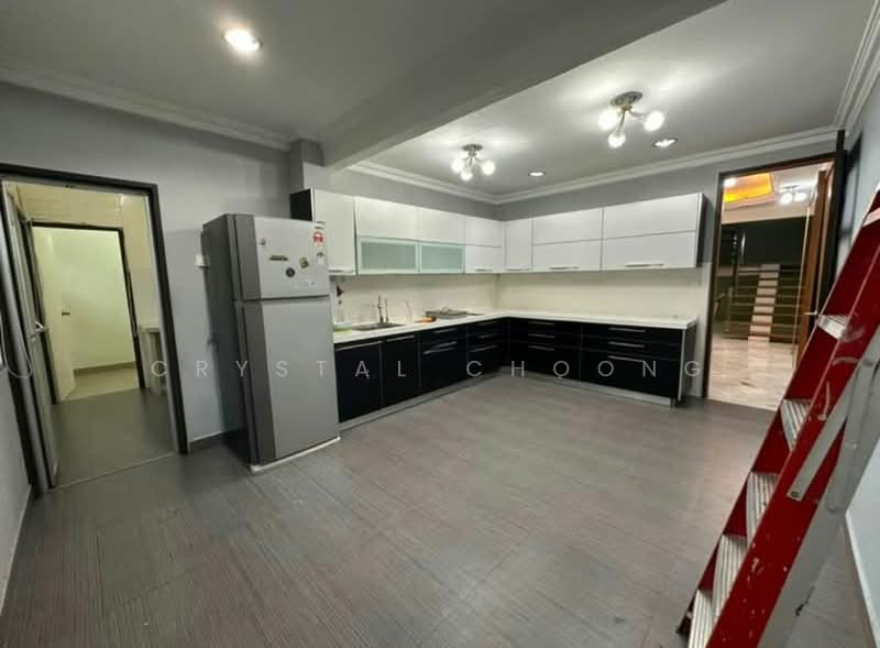 Bungalow for Rent in Minden Heights (Gelugor) - Crystal Choong - Kitchen - PropertyGuru.com.my