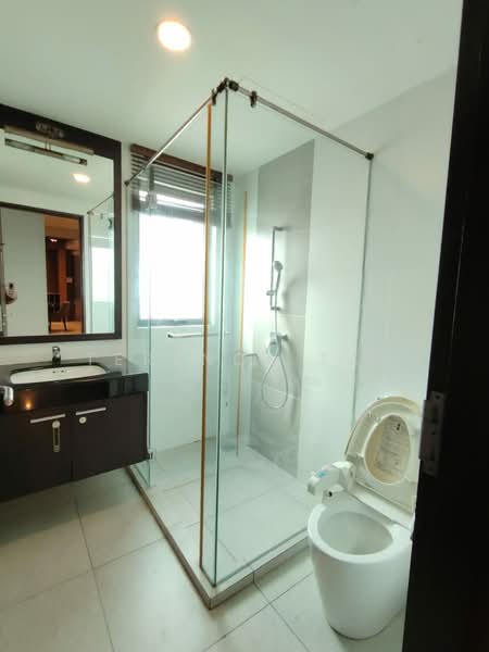 Apartment for Rent at Molek Pine 3 - Terence Tan - Bathroom - PropertyGuru.com.my