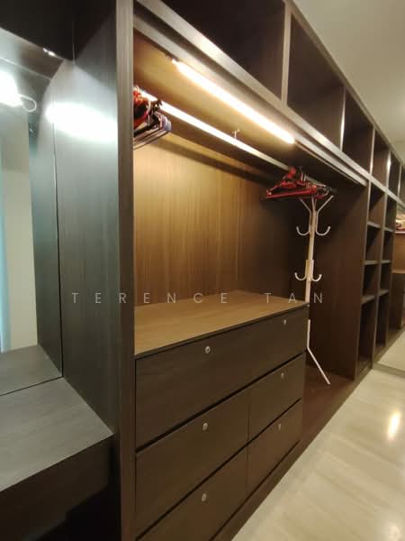 Apartment for Rent at Molek Pine 3 - Terence Tan - PropertyGuru.com.my