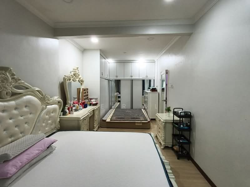 2-storey Terraced House for Sale in Taman Puchong Prima (Puchong) - Ameer Ali - Bedroom - PropertyGuru.com.my