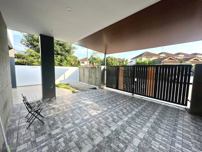 Rumah Berkembar untuk Dijual di Taman Ponderosa (Johor Bahru) - Janice Yong - Exterior - PropertyGuru.com.my