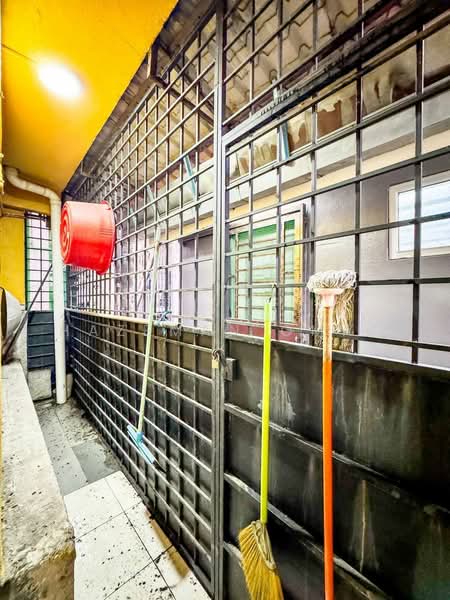 2-storey Terraced House for Sale in Petaling Jaya (Selangor) - Hazeman Omar - Exterior - PropertyGuru.com.my