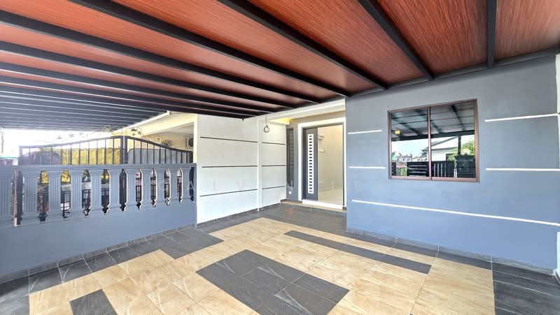 Rumah Teres 2 Tingkat untuk Dijual di Taman Rinting (Masai) - Calvin Lee - PropertyGuru.com.my
