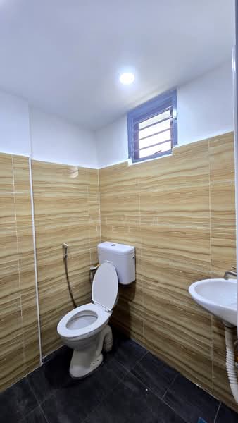 Rumah Teres 2 Tingkat untuk Dijual di Taman Rinting (Masai) - Calvin Lee - PropertyGuru.com.my