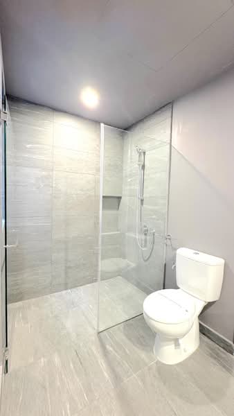 Condominium for Sale at Utamara Boutique Residences - Clement Chan - Bathroom - PropertyGuru.com.my