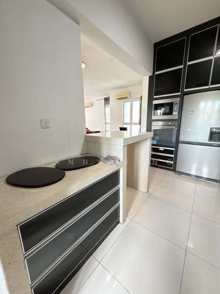Kondominium untuk Dijual di Platino Condominium - Fanny Wong - Kitchen - PropertyGuru.com.my