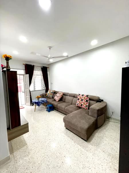 1-storey Terraced House for Sale in Taman Perling (Perling) - Calvin Lee - PropertyGuru.com.my