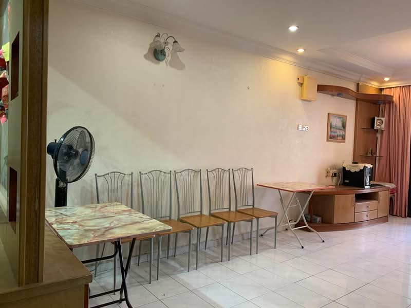 Condominium for Sale at E-Park Condominium - Stephanie Lim - Living Room - PropertyGuru.com.my
