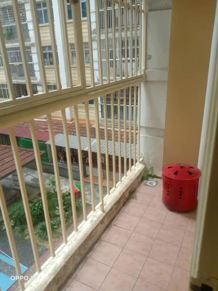 Apartment for Sale at Villa Krystal @ Bandar Selesa Jaya - Alan Tee - Balcony - PropertyGuru.com.my