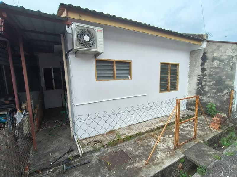 1-storey Terraced House for Sale in Seremban (Negeri Sembilan) - Irene Siew - Exterior - PropertyGuru.com.my