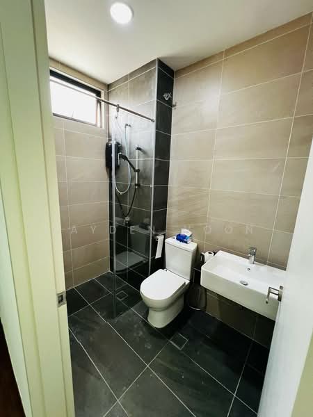 Rumah Berkembar untuk Disewa di Taman Sutera Utama (Skudai) - Kayden Voon - Bathroom - PropertyGuru.com.my