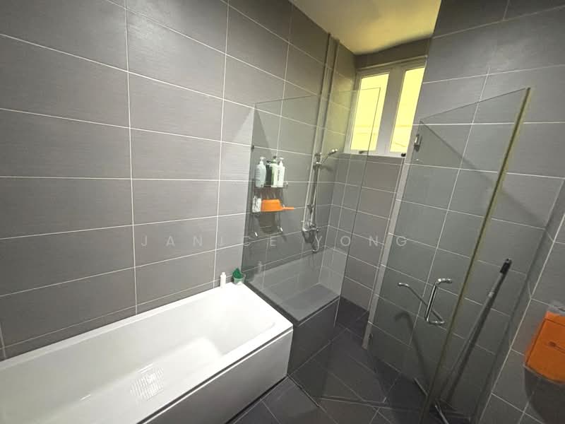 Condominium for Sale at KSL D'Esplanade Residence - Janice Yong - Bathroom - PropertyGuru.com.my