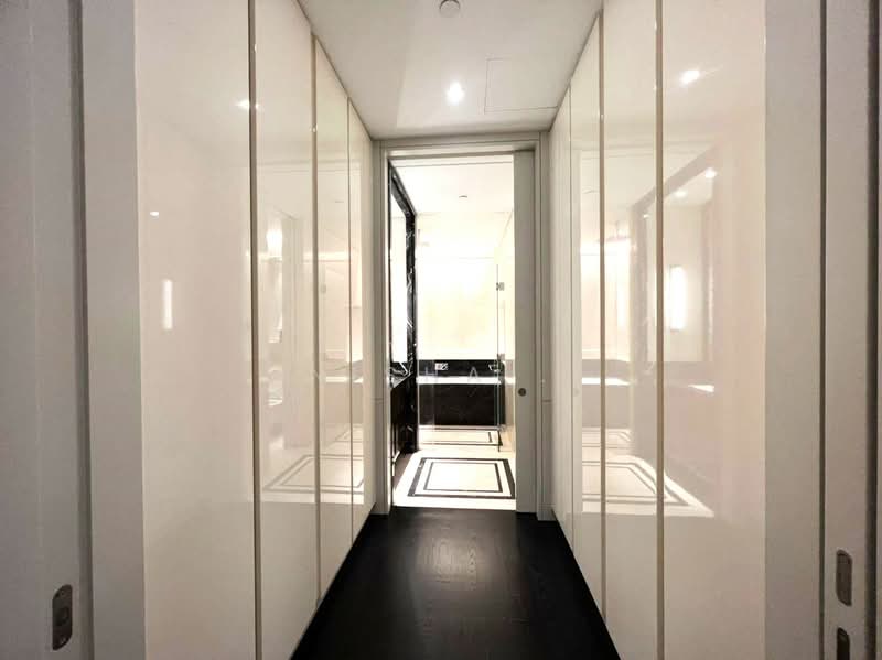 Servis Apartment untuk Disewa di Pavilion Suites - Nisha . - Corridor - PropertyGuru.com.my