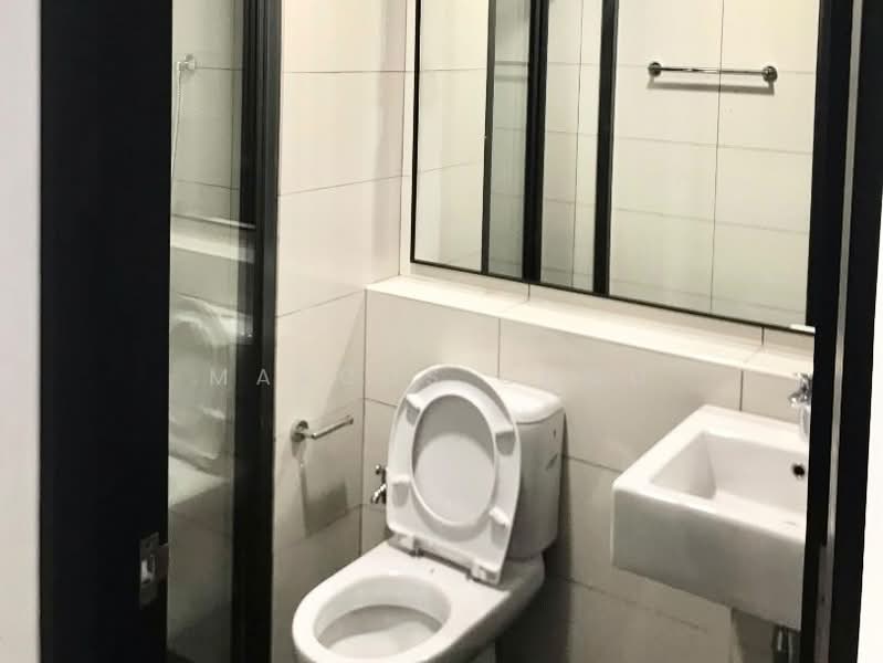 Service Residence for Sale at The Tamarind - Marcus Choo - Bathroom - PropertyGuru.com.my