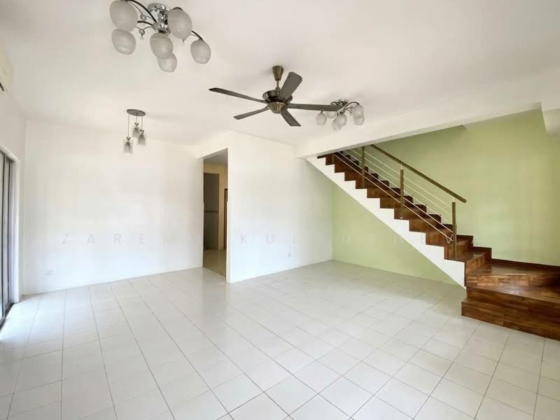 Rumah Kluster untuk Dijual di Klang (Selangor) - Zarema Kulbuzheva - Living Room - PropertyGuru.com.my