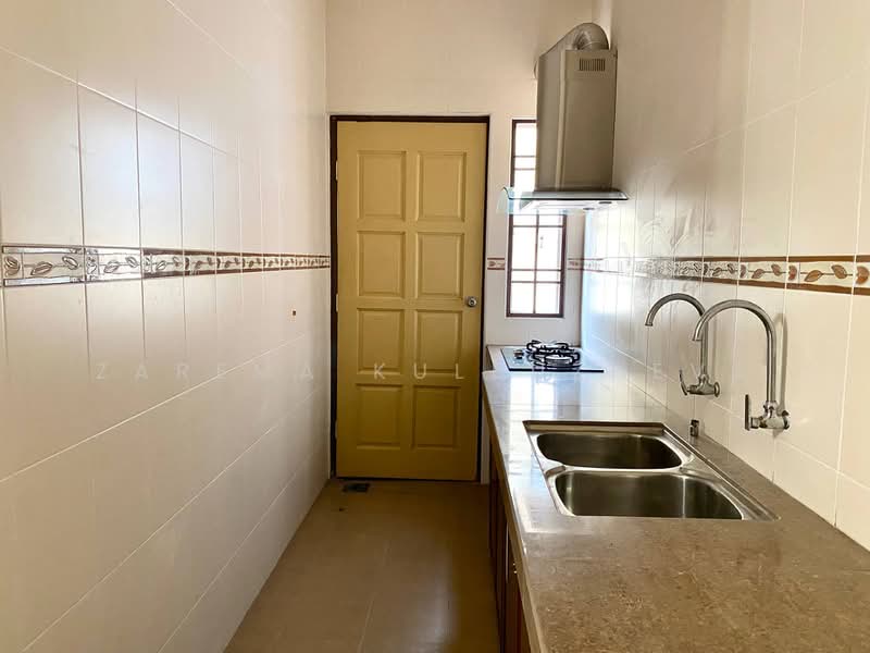 Rumah Kluster untuk Dijual di Klang (Selangor) - Zarema Kulbuzheva - Kitchen - PropertyGuru.com.my