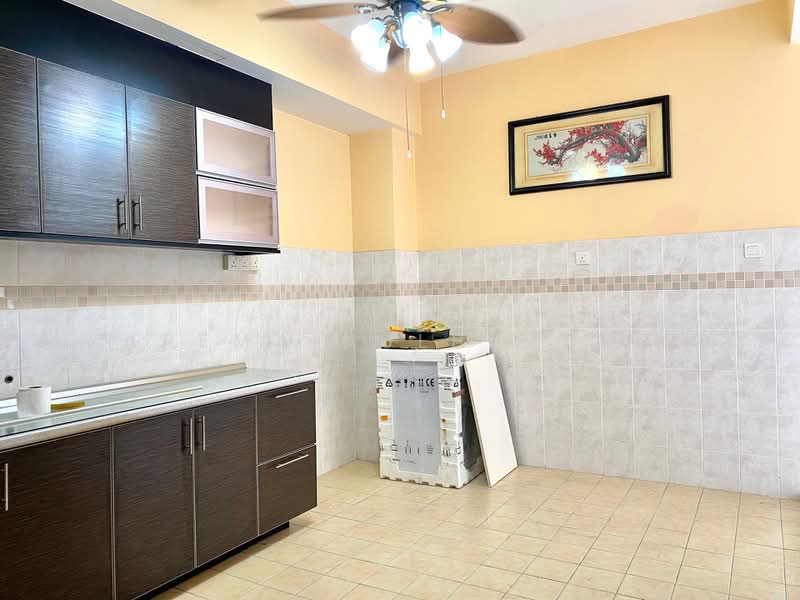 Rumah Kluster untuk Dijual di Klang (Selangor) - Zarema Kulbuzheva - Kitchen - PropertyGuru.com.my