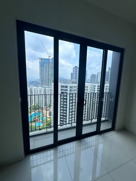 Servis Apartment untuk Dijual di Sunway Avila Residences - Esther Cheah - Balcony - PropertyGuru.com.my