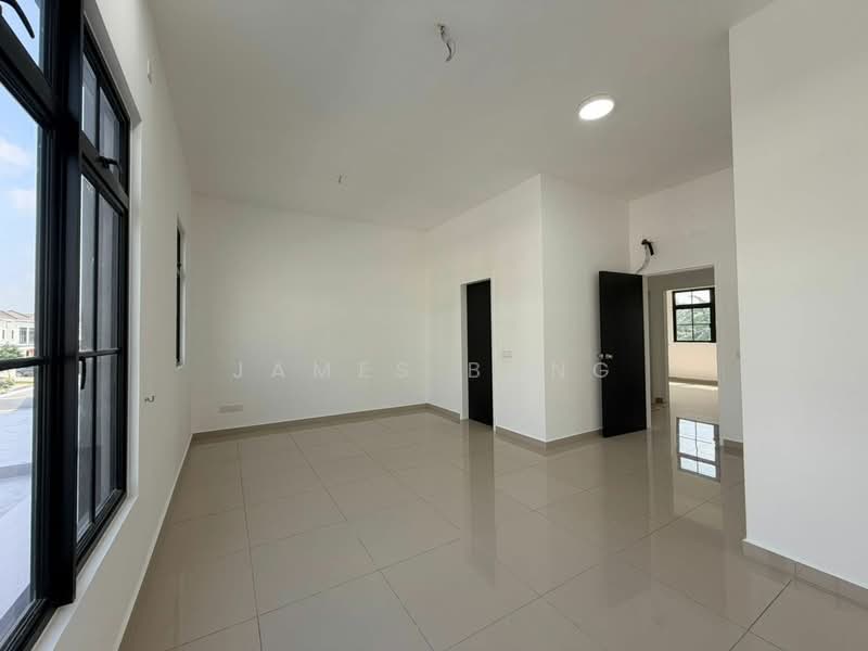 2-storey Terraced House for Sale in Iskandar Puteri (Nusajaya) (Johor) - James Bong - Living Room - PropertyGuru.com.my