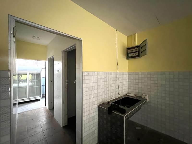 Kedai untuk Disewa di Sea Park (Petaling Jaya) - Keanu Tan - Kitchen - PropertyGuru.com.my