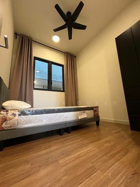 Servis Apartment untuk Disewa di Sunway Avila Residences - Esther Cheah - Bedroom - PropertyGuru.com.my