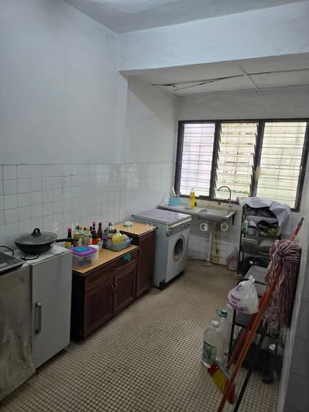 2-storey Terraced House for Sale in Serdang Raya (Seri Kembangan) - Sherene Goh - Kitchen - PropertyGuru.com.my