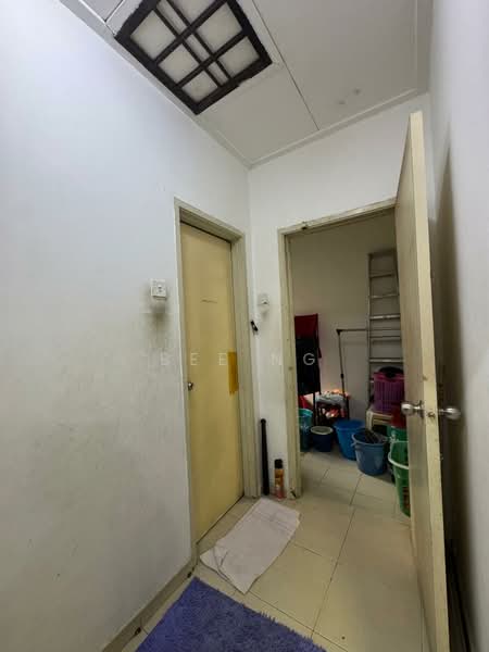 Rumah Teres 2-Tingkat untuk Dijual di Taman Pulai Flora (Skudai) - Bee Ng - Corridor - PropertyGuru.com.my