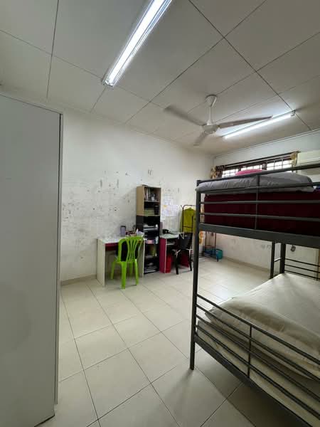 Rumah Teres 2-Tingkat untuk Dijual di Taman Pulai Flora (Skudai) - Bee Ng - Bedroom - PropertyGuru.com.my