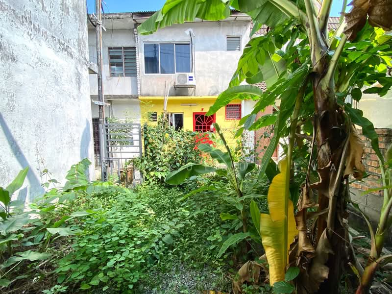 2-storey Terraced House for Sale in Taman Sri Muda (Shah Alam) - Zarema Kulbuzheva - Exterior - PropertyGuru.com.my