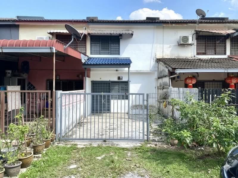 2-storey Terraced House for Sale in Taman Sri Muda (Shah Alam) - Zarema Kulbuzheva - Exterior - PropertyGuru.com.my
