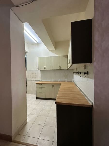 Kondominium untuk Disewa di Casa Suria - Mr Zack - Kitchen - PropertyGuru.com.my