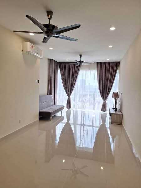Kondominium untuk Disewa di Medini Signature - Ken Sim - Living Room - PropertyGuru.com.my