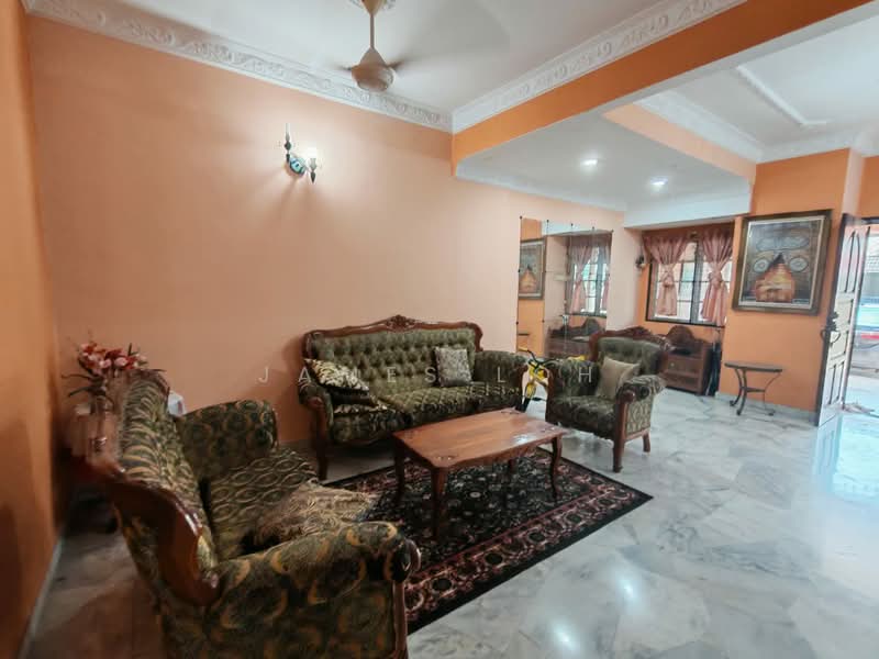 2-storey Terraced House for Sale in Usj 11 (Subang Jaya) - James Loh - Living Room - PropertyGuru.com.my