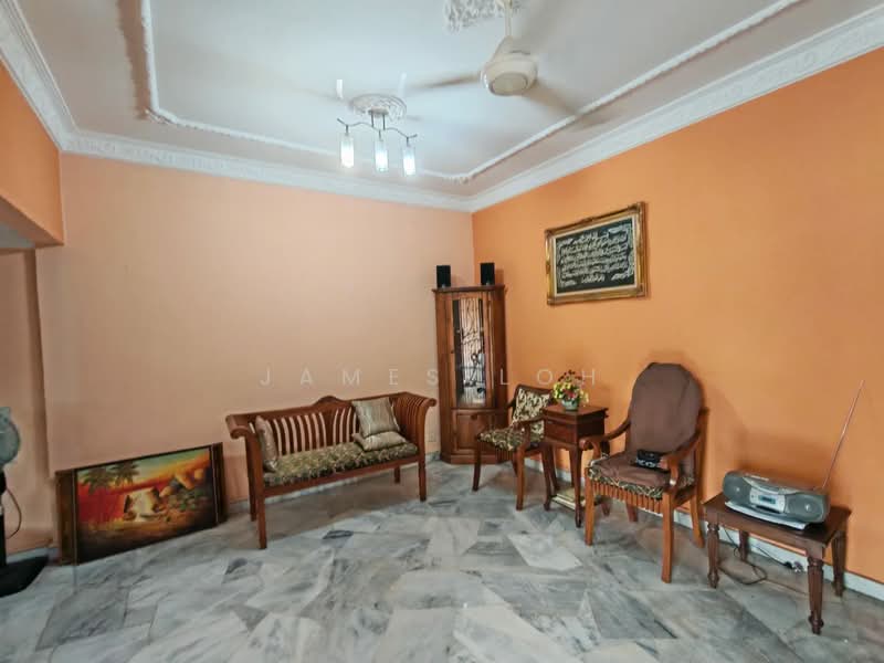 2-storey Terraced House for Sale in Usj 11 (Subang Jaya) - James Loh - Living Room - PropertyGuru.com.my