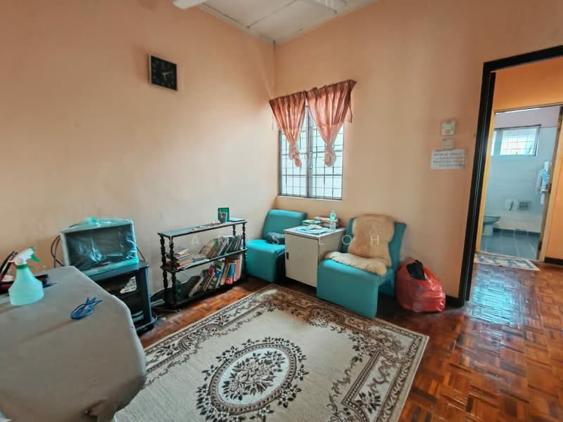 2-storey Terraced House for Sale in Usj 11 (Subang Jaya) - James Loh - Living Room - PropertyGuru.com.my