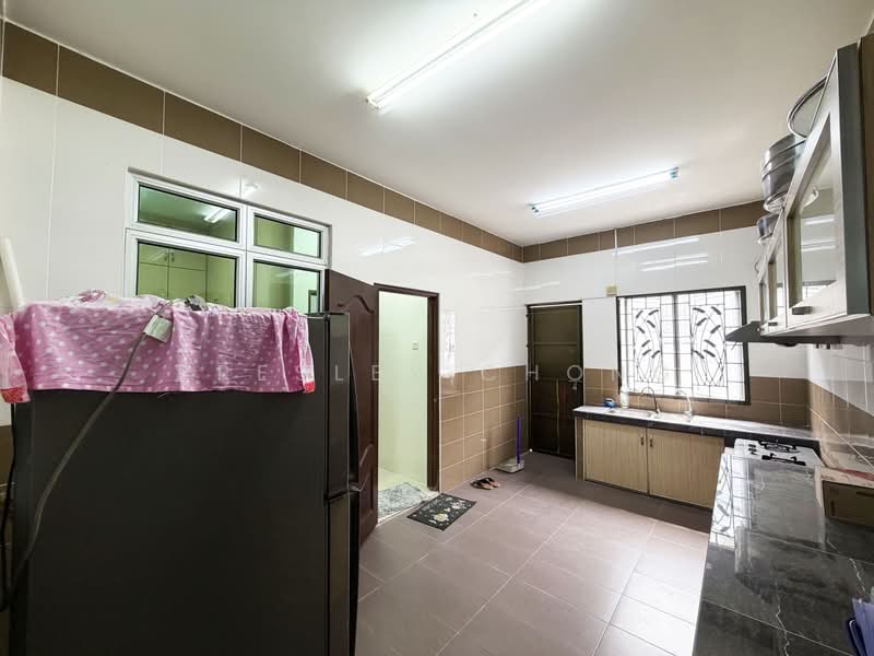 2-storey Terraced House for Sale in Taman Perak Permai (Kampar) - Presley Chong - Kitchen - PropertyGuru.com.my