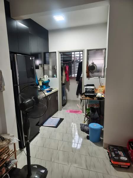 Pangsapuri untuk Dijual di Denai Nusantara Apartment - Kavin Tan - Kitchen - PropertyGuru.com.my