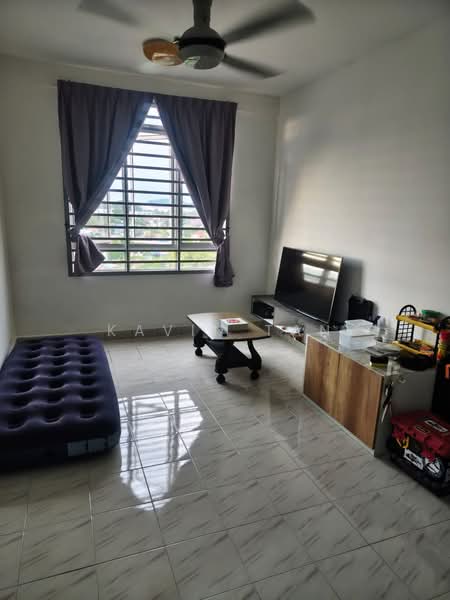 Pangsapuri untuk Dijual di Denai Nusantara Apartment - Kavin Tan - Living Room - PropertyGuru.com.my