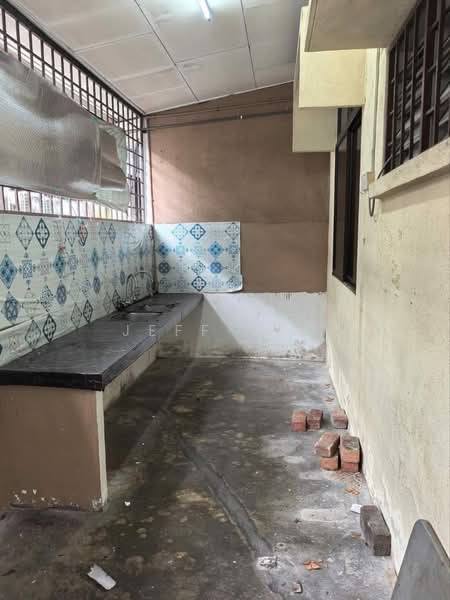 Rumah Teres 2 Tingkat untuk Dijual di Gunung Rapat (Ipoh) - Jeff Tan - Kitchen - PropertyGuru.com.my