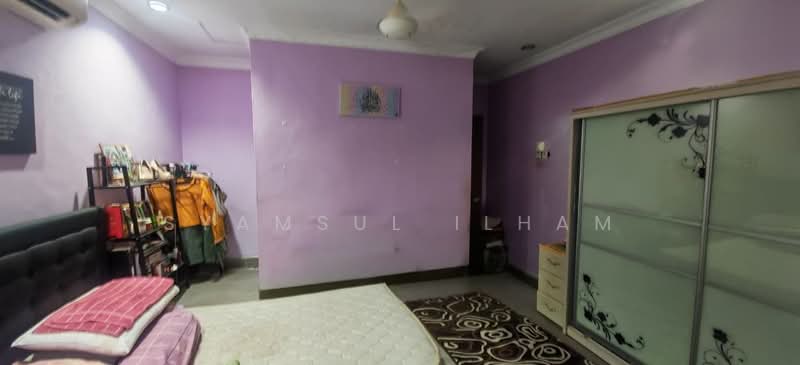 1.5-storey Terraced House for Sale in Petaling Jaya (Selangor) - Syamsul Ilham - Bedroom - PropertyGuru.com.my