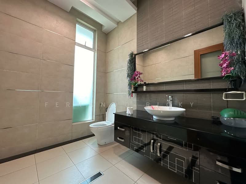 Bungalow for Sale in Kota Kinabalu (Sabah) - Fernando Ricky - Bathroom - PropertyGuru.com.my